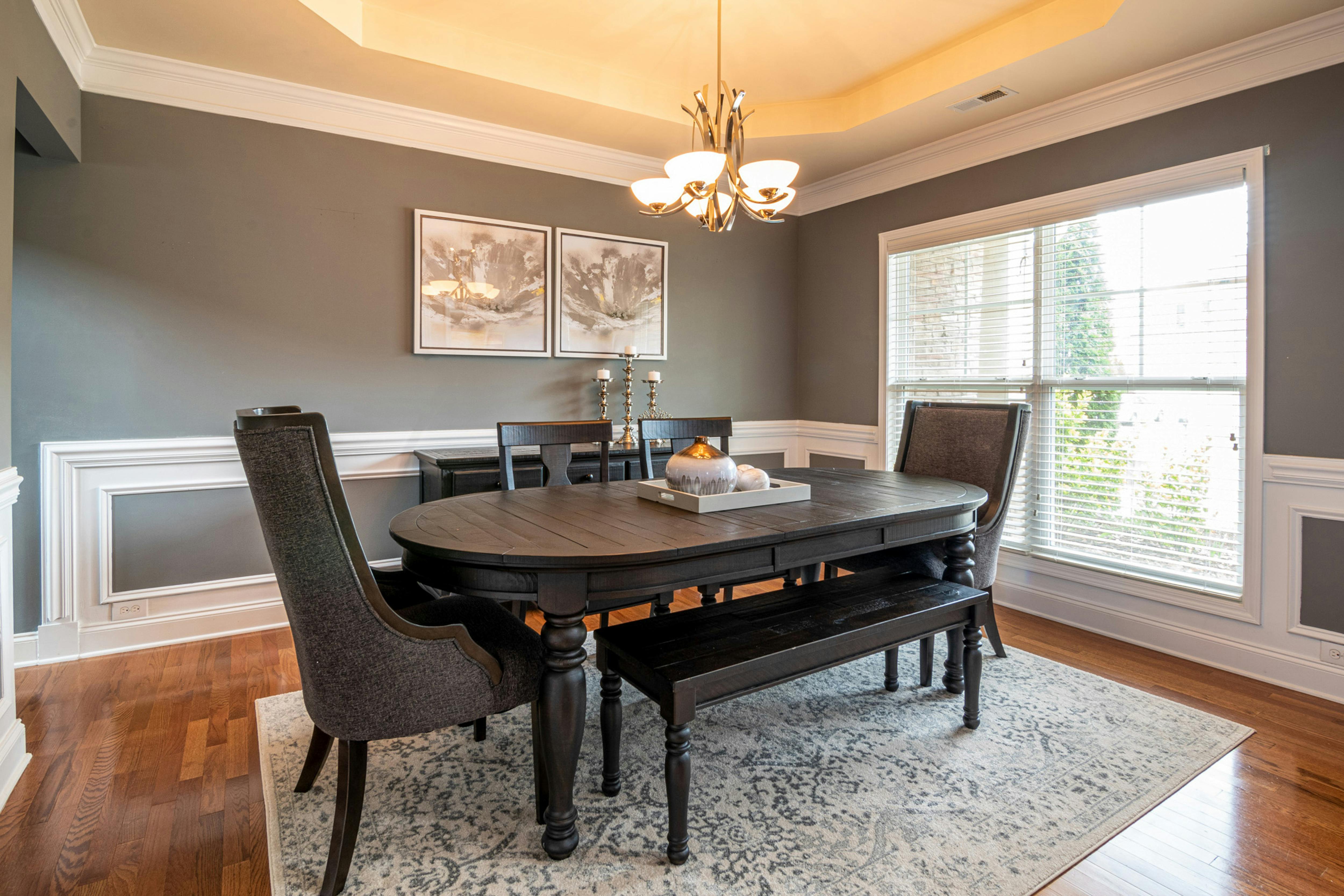 Luxury Wall Panelling & Molding